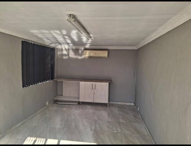 OFFICE PROPERTY TO RENT IN VANDERBIJLPARK SE 1